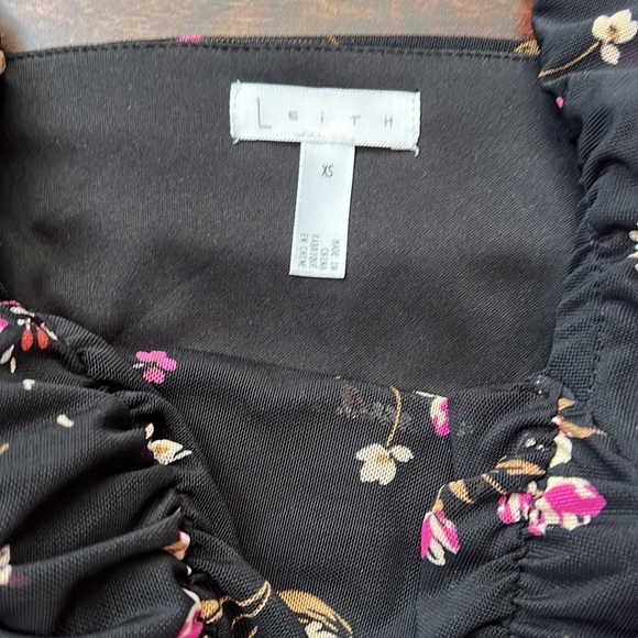 Leith Ruched Floral Print Bodycon Dress - Picture 6 of 7